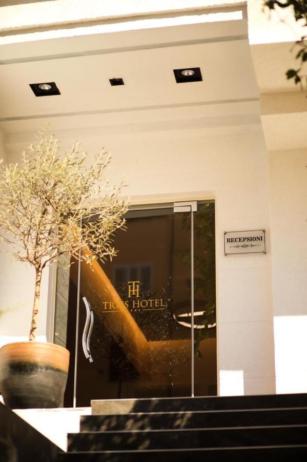 Triss Hotel Tirana Exterior foto